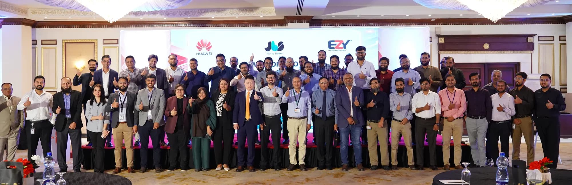 Attendees of the Huawei Innovation Summit in Karachi, organized by JBS, Huawei and EZY